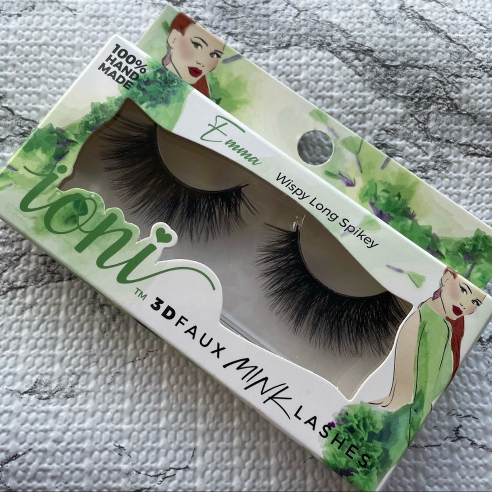 Ioni Lashes